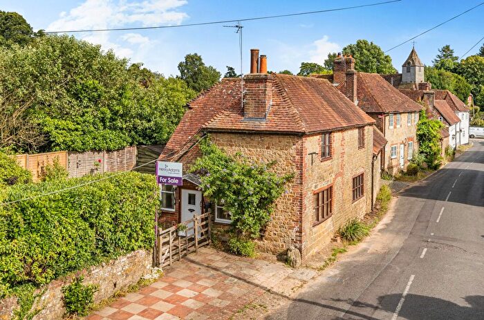 3 Bedroom Cottage For Sale In North Street, Rogate, GU31