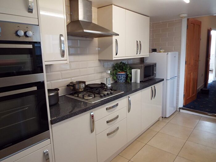 3 Bedroom Property To Rent In Clarence Row, Gravesend, DA12