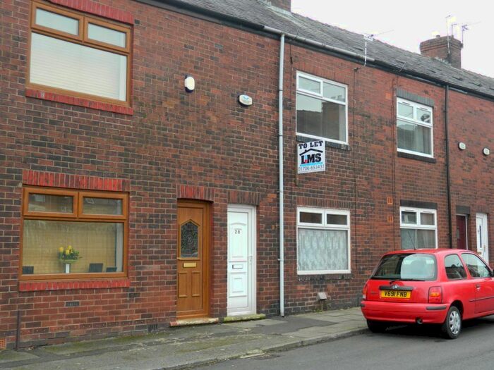 2 Bedroom Property To Rent In John Street, Heywood, Lancashire, OL10