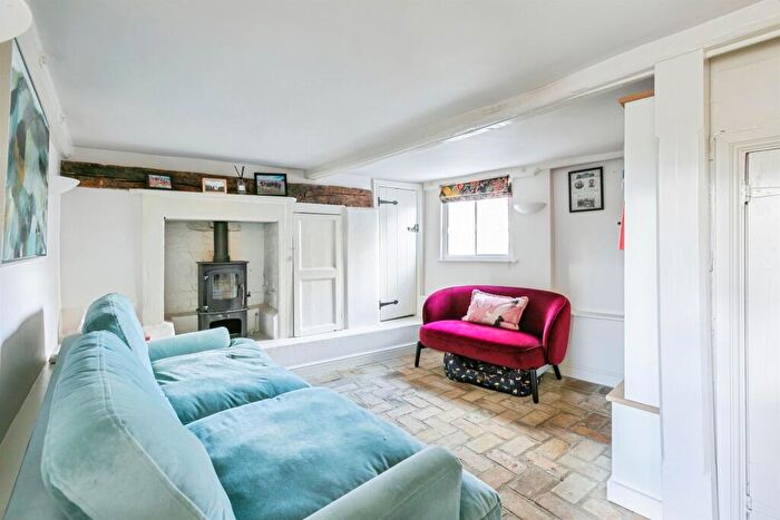 3 Bedroom Character Property For Sale In Church Lane, Fenstanton, Huntingdon, PE28