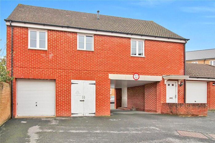 1 Bedroom Detached House For Sale In Dyson Road, Redhouse, Swindon, SN25