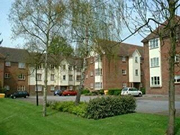 Apartment To Rent In Granville Place, Pinner, Middlesex, HA5