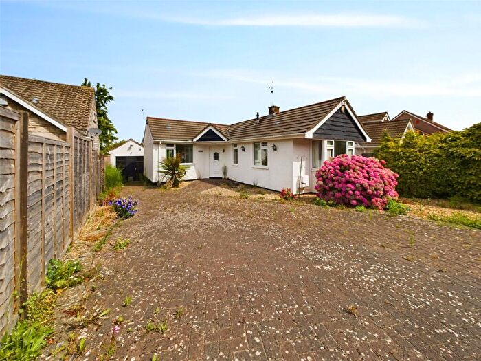 2 Bedroom Bungalow For Sale In Oldmixon Road, Weston-super-Mare, North Somerset, BS24