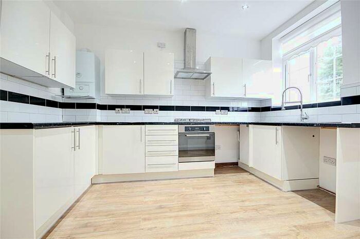 4 Bedroom House To Rent In Station Road, London, N21