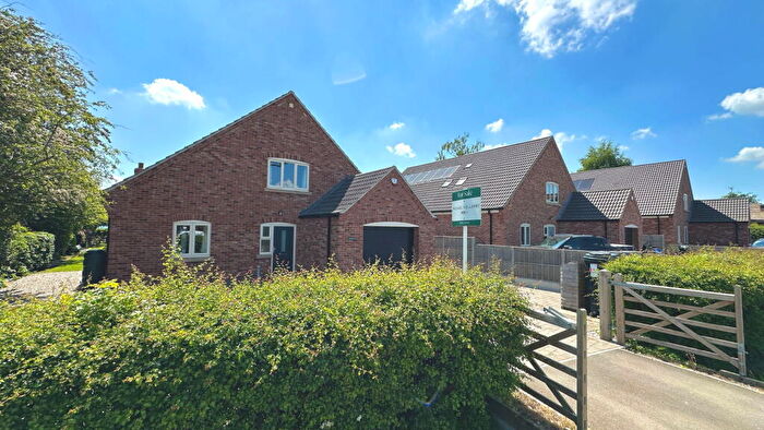4 Bedroom Detached House For Sale In The Hawthorns Low Road Osgodby Lincs, LN8