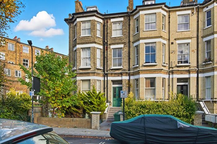2 Bedroom Flat For Sale In Crossfield Road, NW3
