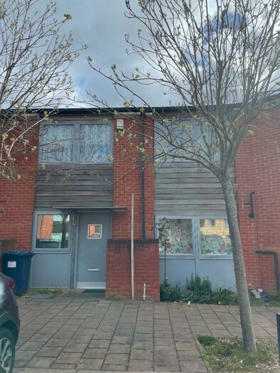 2 Bedroom Terraced House To Rent In Warmwell Avenue, London, NW9