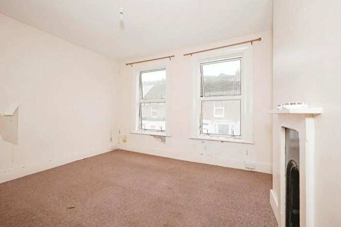 3 Bedroom Terraced House For Sale In Clarendon Street, Dover, Kent, CT17