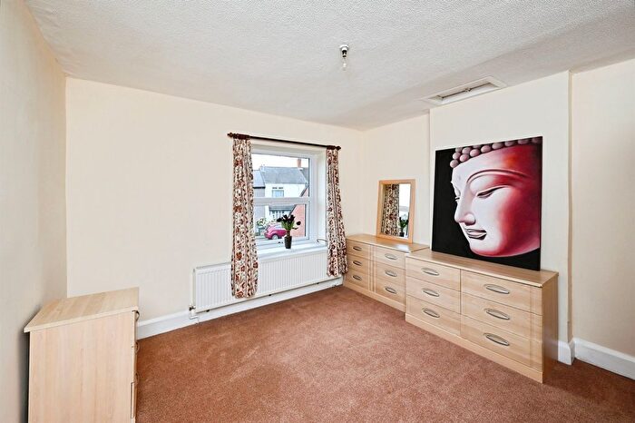 3 Bedroom Detached House For Sale In Albion Street, Ripley, DE5