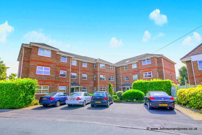 2 Bedroom Flat To Rent In Rushmon Court, Chertsey, KT16