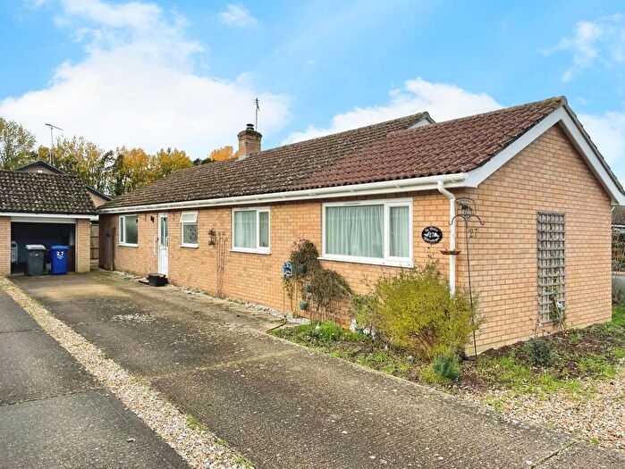 4 Bedroom Detached Bungalow For Sale In Mulberry Close, Mildenhall, IP28