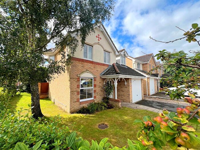 3 Bedroom Detached House For Sale In Earlswood Park, Ashley, Hampshire., BH25