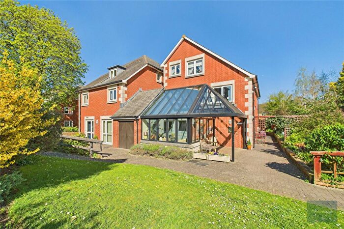 1 Bedroom Retirement Property For Sale In Giffords Court, Melksham, SN12