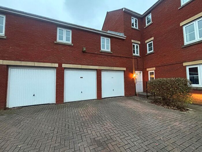 2 Bedroom Apartment To Rent In Russell Walk, Kings Heath, EX2