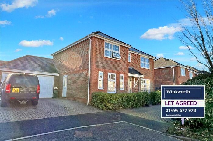 4 Bedroom Detached House To Rent In Kite Wood Road, Penn, HP10