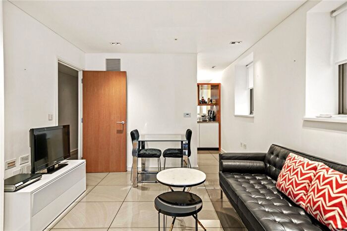 2 Bedroom Flat To Rent In Brock Street, Triton Building, NW1