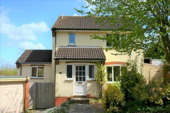 4 Bedroom Detached House To Rent In Salisbury - Owlswood, SP2