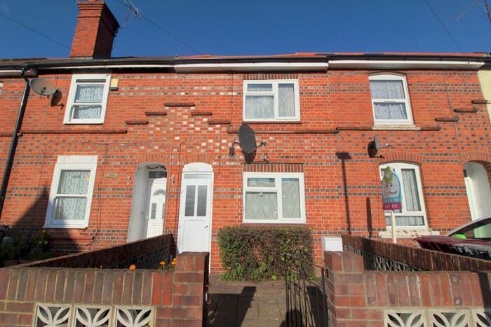 3 Bedroom Terraced House To Rent In Liverpool Road, Reading, RG1