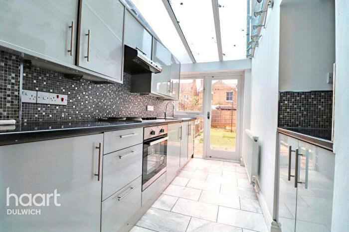 4 Bedroom Terraced House To Rent In Liverpool Grove, London, SE17