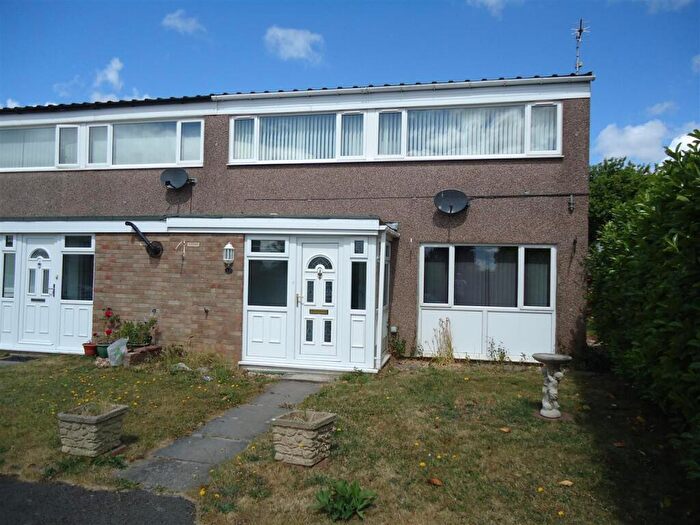3 Bedroom End Of Terrace House To Rent In Cas Troggy, Caldicot, NP26