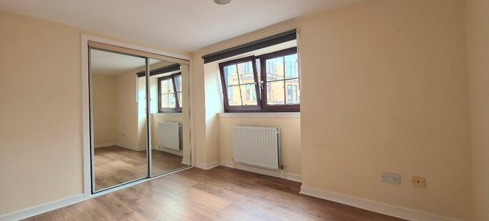 2 Bedroom Flat To Rent In Deanston Drive, Shawlands, Glasgow, G41