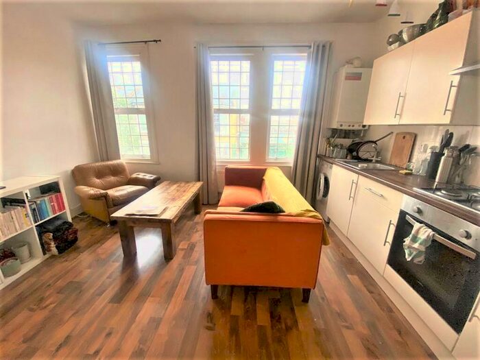 2 Bedroom Flat To Rent In Hilsea Street, E5