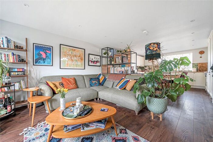 2 Bedroom End Of Terrace House For Sale In Copse Road, Haslemere, Surrey, GU27