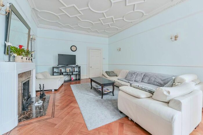 2 Bedroom Flat To Rent In Carlisle Place, Westminster, London, SW1P