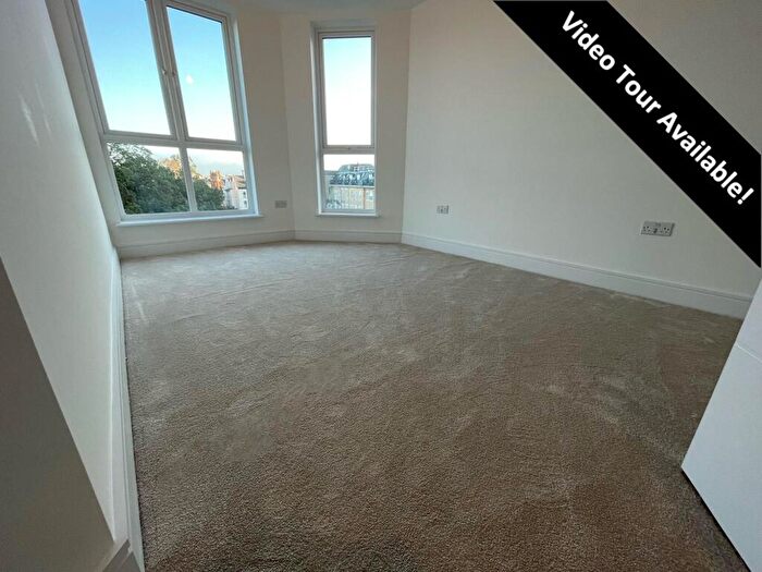 1 Bedroom Flat To Rent In West Cliff Road, Bournemouth, BH2