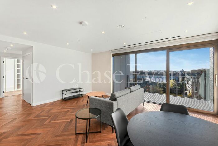 2 Bedroom Flat To Rent In Hampton House, Michael Road, Fulham, London, SW6