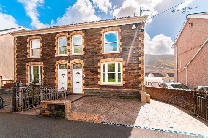 3 Bedroom Semi Detached House For Sale In Ynysydarren Road, Ystalyfera, Swansea, SA9