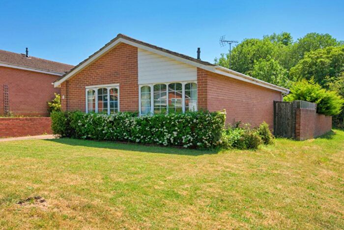 2 Bedroom Detached Bungalow For Sale In Littlestead Close, Caversham Park, RG4