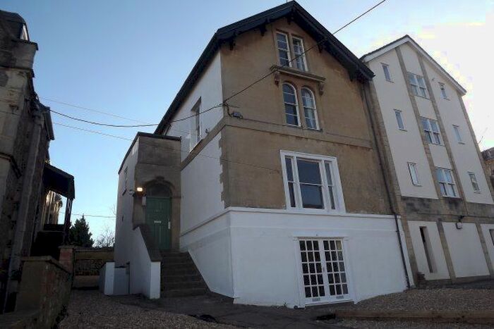 1 Bedroom Flat To Rent In Cotham Brow, Bristol, BS6