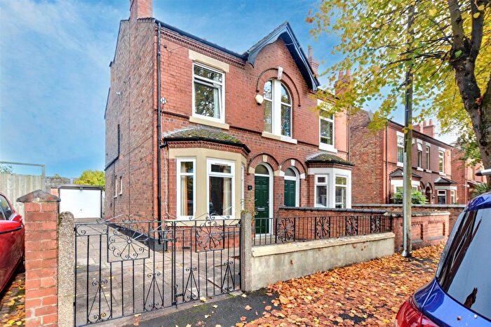 3 Bedroom Semi-Detached House For Sale In Berkeley Avenue, Long Eaton, NG10