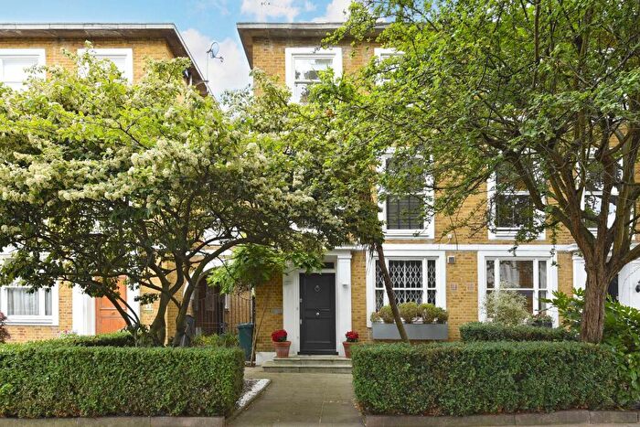 5 Bedroom Semi-Detached House To Rent In Loudoun Road, St John's Wood, London, NW8