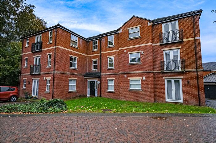 2 Bedroom Flat For Sale In Lawson Wood Drive, Meanwood, Leeds, West Yorkshire, LS6
