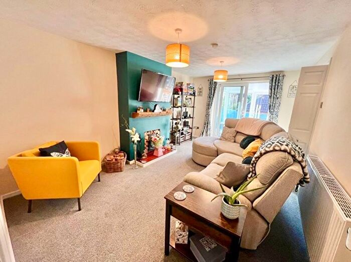 2 Bedroom Bungalow For Sale In Stamford Road, Colsterworth, Grantham, NG33