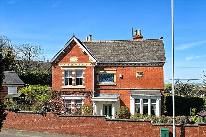 4 Bedroom Detached House For Sale In Warminster Road, Westbury, BA13