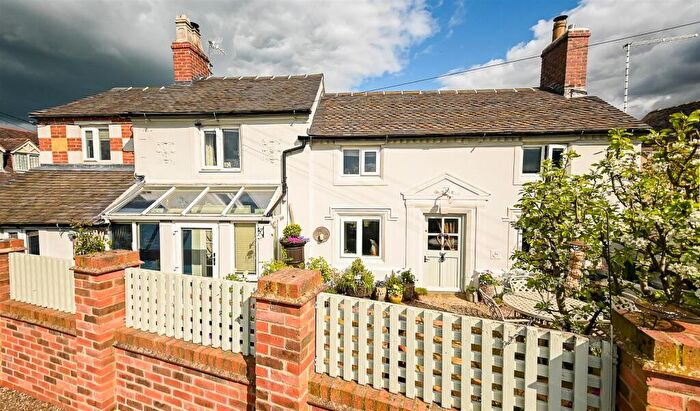 3 Bedroom Detached House For Sale In Spa Cottage, Anslow Road, Hanbury, DE13