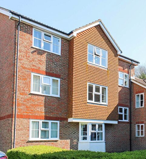3 Bedroom Apartment For Sale In Court Road, Lewes, BN7