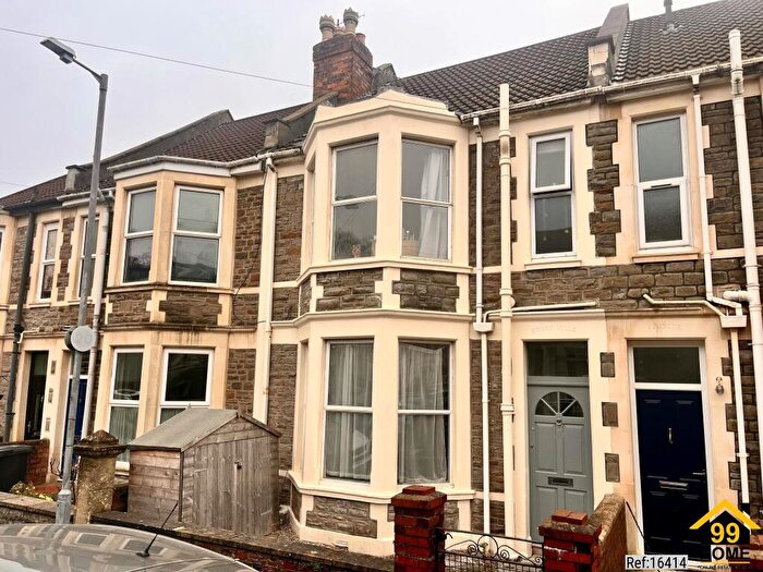 3 Bedroom Terraced House For Sale In Elvaston Road, Bristol, BS3
