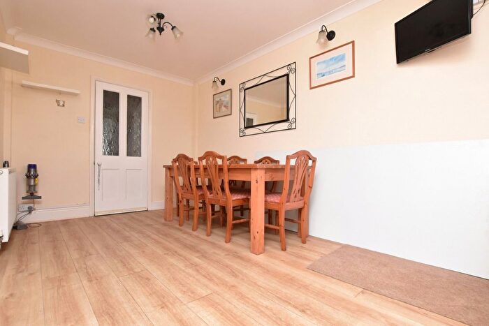 3 Bedroom Terraced House For Sale In Waverley Road, Exmouth, Devon, EX8