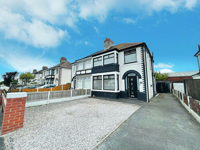 3 Bedroom Semi-Detached House For Sale In Cleveleys Avenue, Cleveleys, FY5