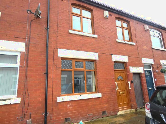 3 Bedroom House To Rent In Greenbank Avenue, Preston, PR1