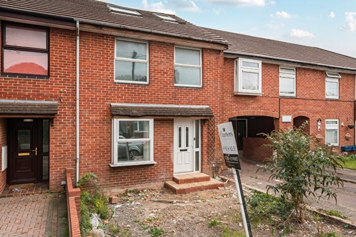 3 Bedroom End Of Terrace House For Sale In Adelaide Road, St Denys, Southampton, Hampshire, SO17