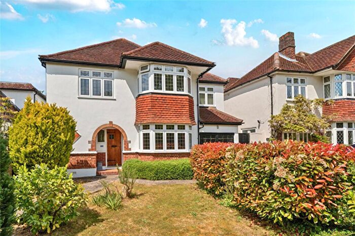 4 Bedroom Detached House For Sale In Woodland Way, West Wickham, BR4