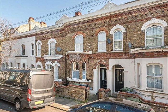 1 Bedroom Flat For Sale In Mayall Road, Brixton, SE24