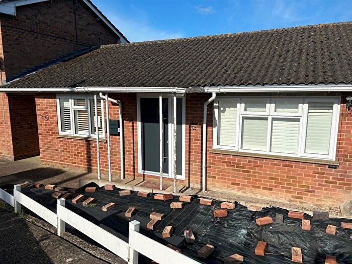 2 Bedroom Semi-Detached Bungalow For Sale In Kings Elms, Barton Stacey, Winchester, SO21