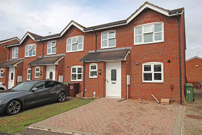3 Bedroom End Of Terrace House For Sale In Bridgemere Road, Eastbourne, BN22