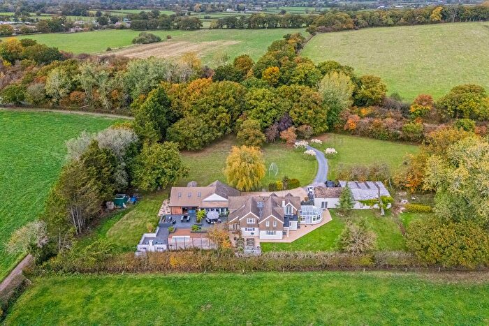 7 Bedroom Country House For Sale In Lower Buryhill Farm, Braydon, SN5